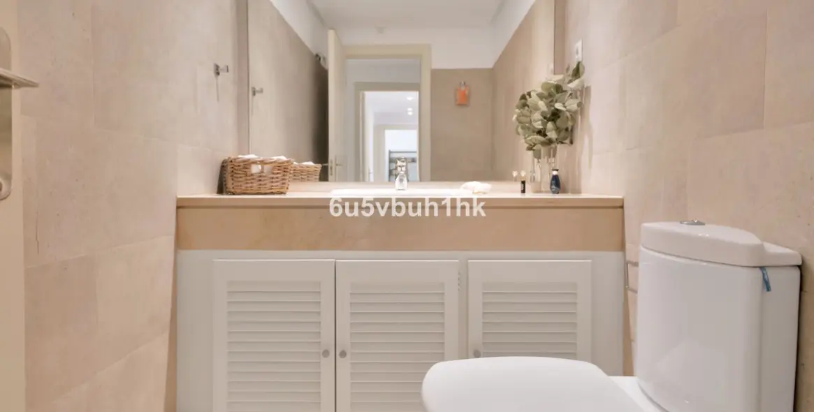 Продажа апартаментов на первом этаже в Nagüeles 17