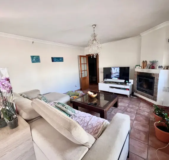 Sale of detached villa in Nueva Andalucía