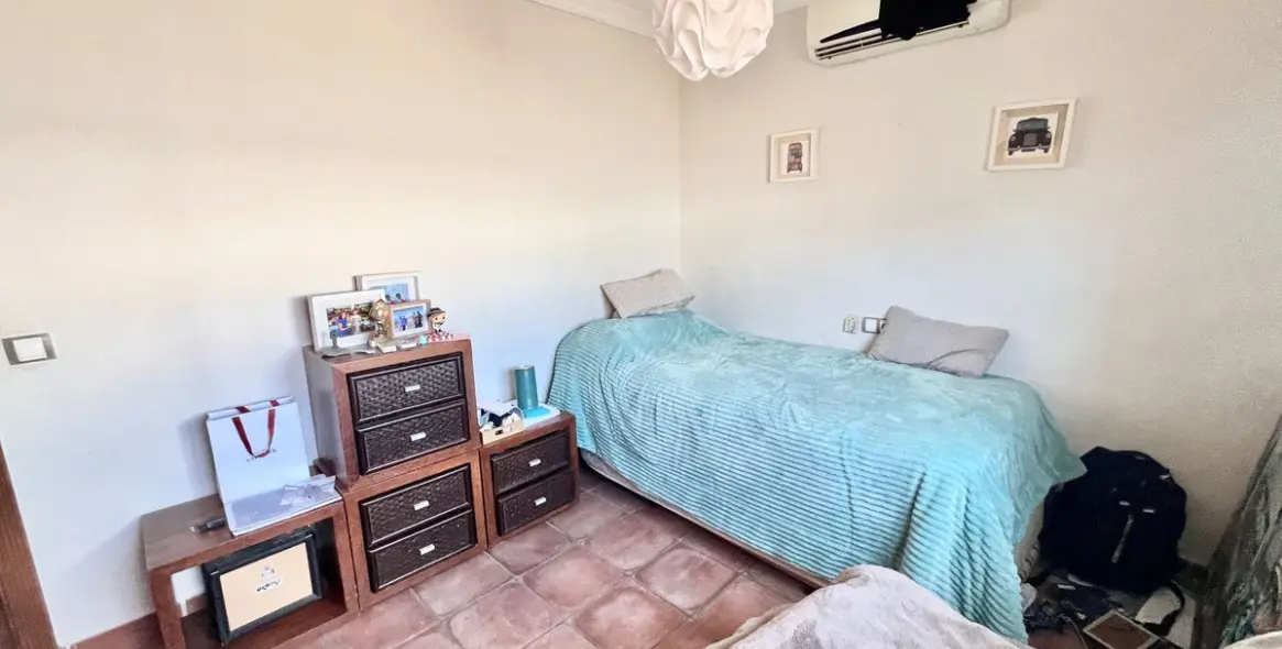 Sale of detached villa in Nueva Andalucía 12