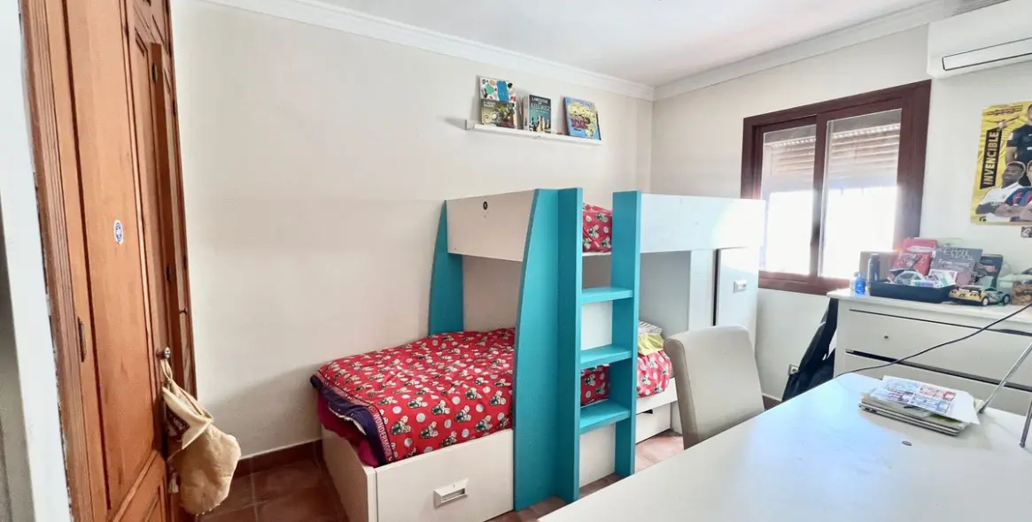 Sale of detached villa in Nueva Andalucía 14