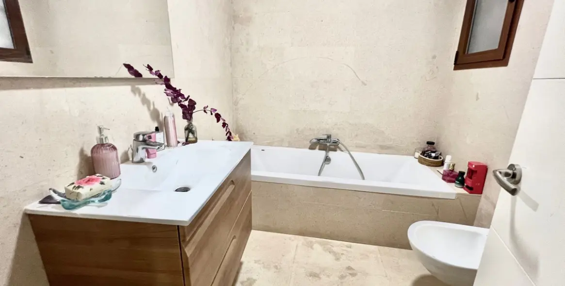 Sale of detached villa in Nueva Andalucía 16