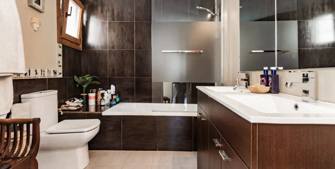 Продажа дома на две семьи в The Golden Mile 19