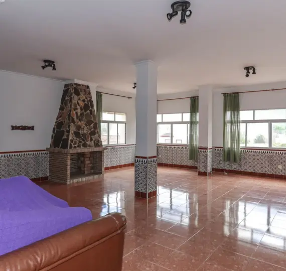 Продажа хостела в Tolox