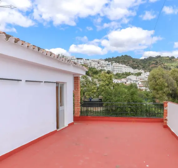 Продажа хостела в Tolox