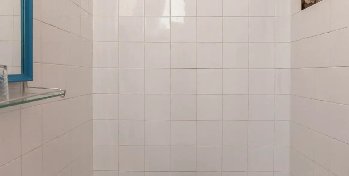 Продажа хостела в Tolox 12