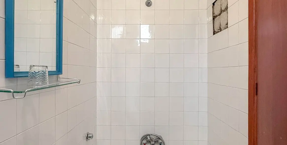 Продажа хостела в Tolox 18