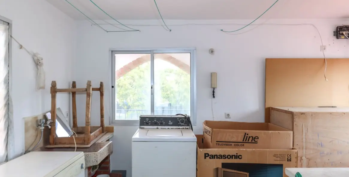 Sale of hostel in Tolox 23