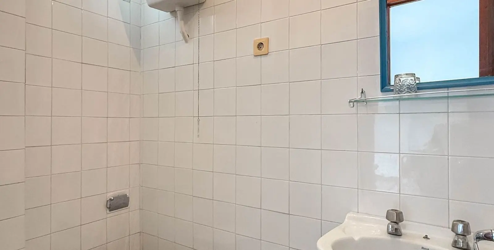 Sale of hostel in Tolox 16