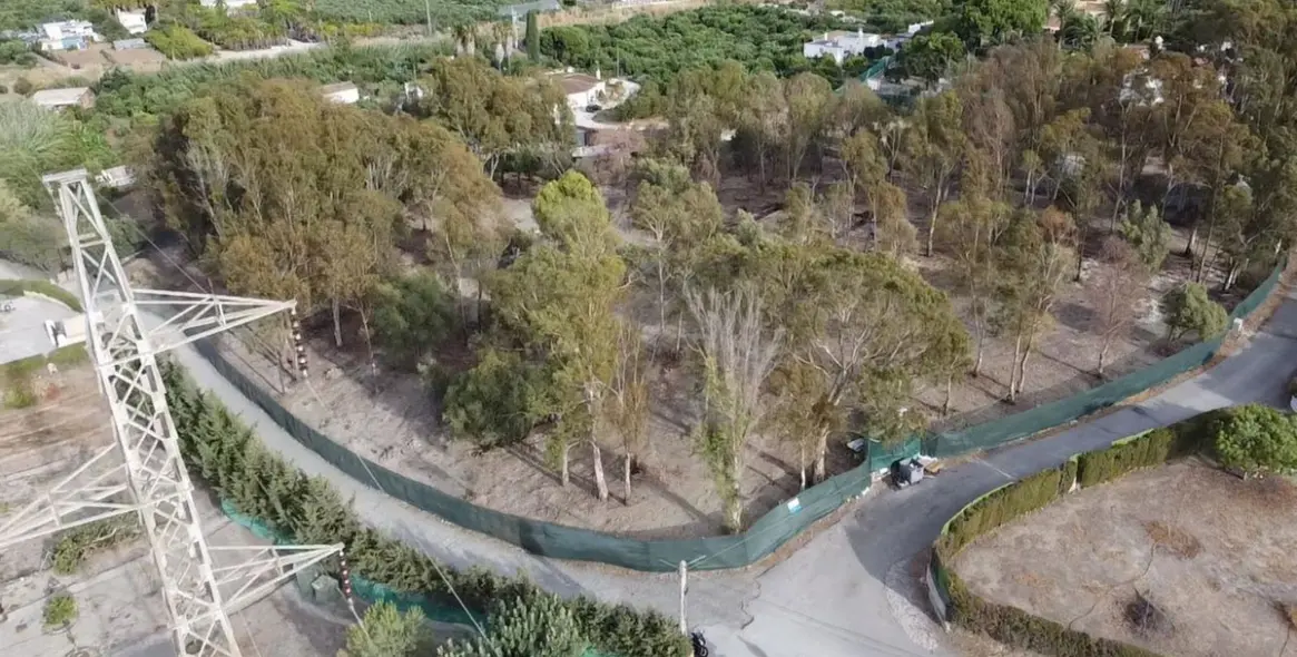 Sale of residential plot in Estepona 7