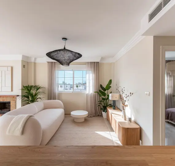 Sale of penthouse duplex in Río Real