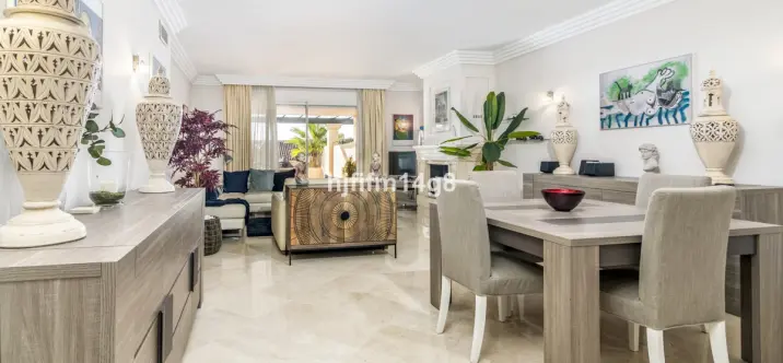 Продажа апартаментов на первом этаже в Nueva Andalucía 3