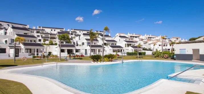 Sale of penthouse duplex in Estepona 0