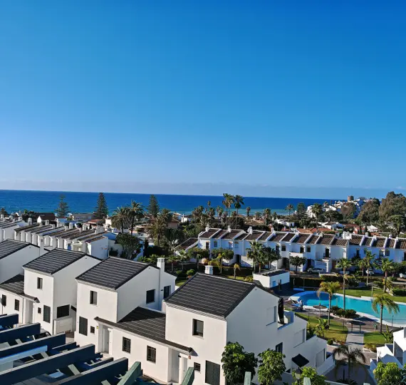 Sale of penthouse duplex in Estepona