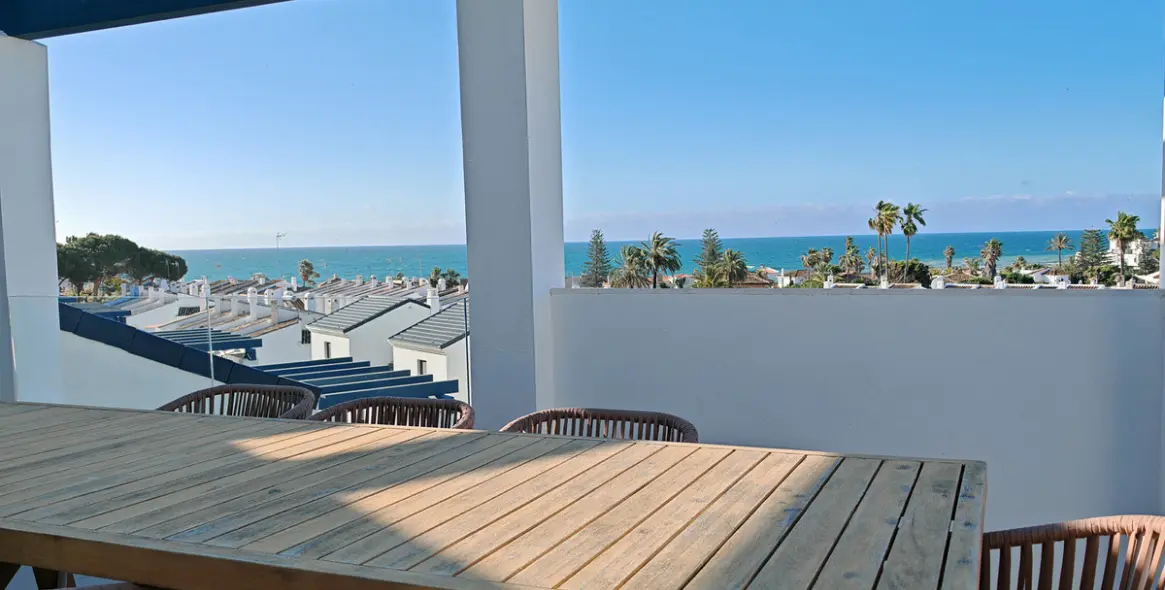 Продажа двухуровневого пентхауса в Estepona 5