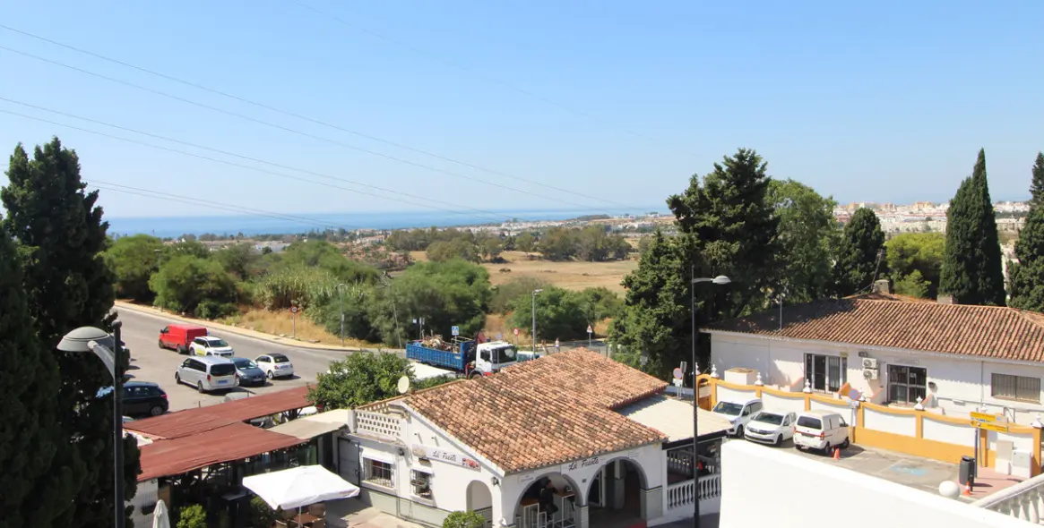 Sale of detached villa in Nueva Andalucía 3