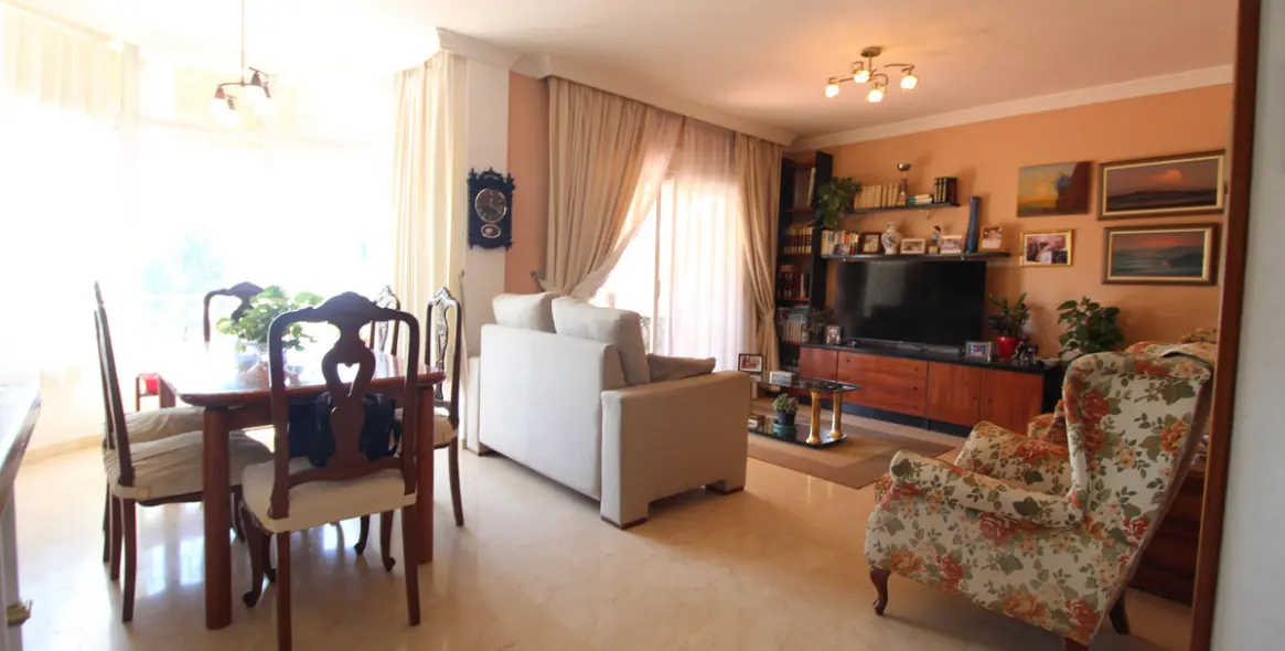 Sale of detached villa in Nueva Andalucía 9