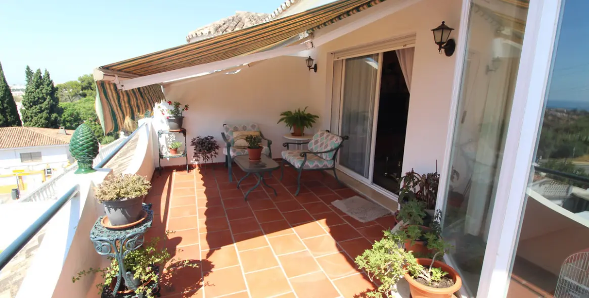 Sale of detached villa in Nueva Andalucía 11