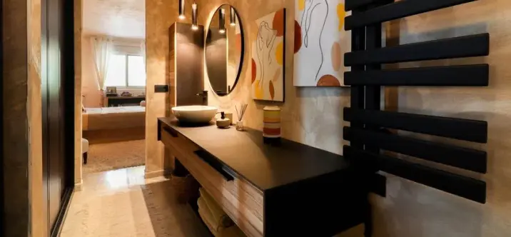 Sale of middle floor apartment in Nueva Andalucía 3