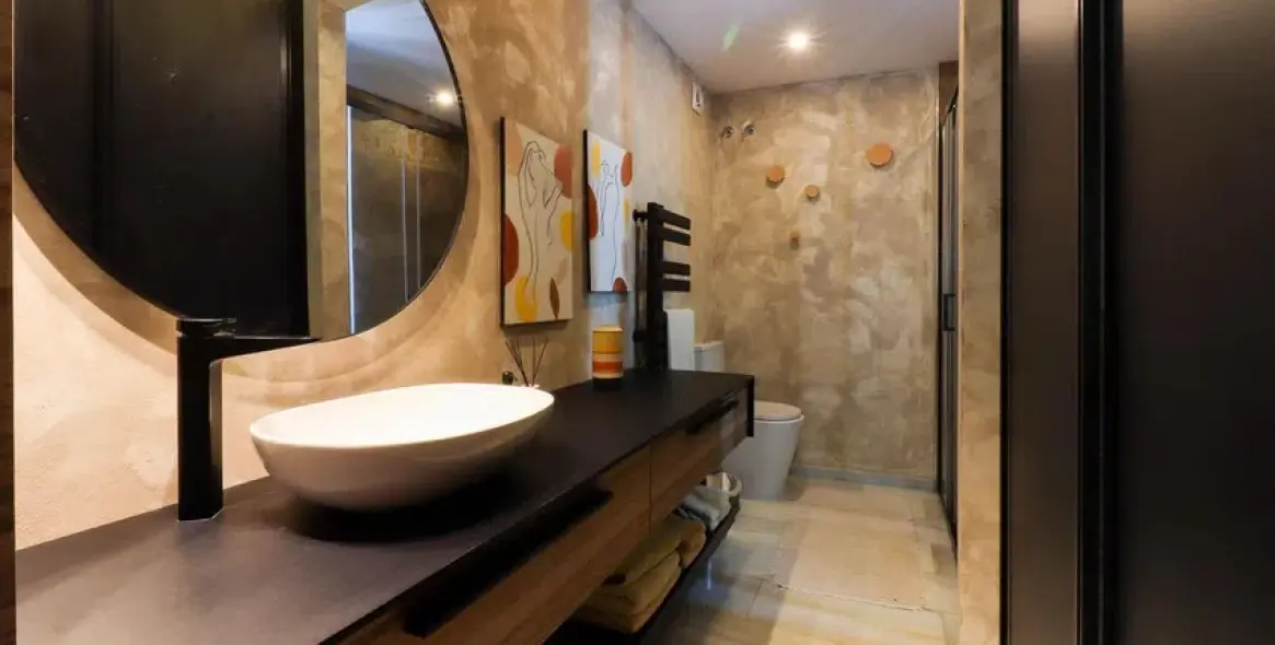 Sale of middle floor apartment in Nueva Andalucía 16