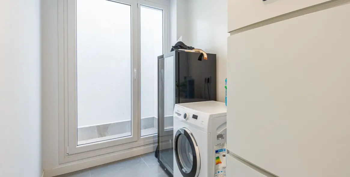 Sale of ground floor apartment in Benahavís 25