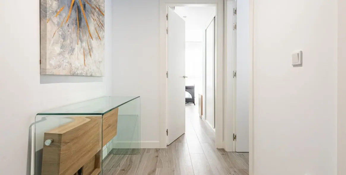 Sale of ground floor apartment in Benahavís 18