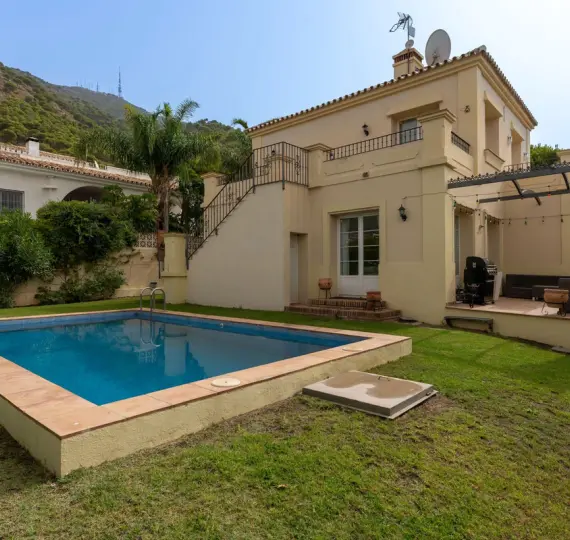 Venta de villa independiente en Mijas