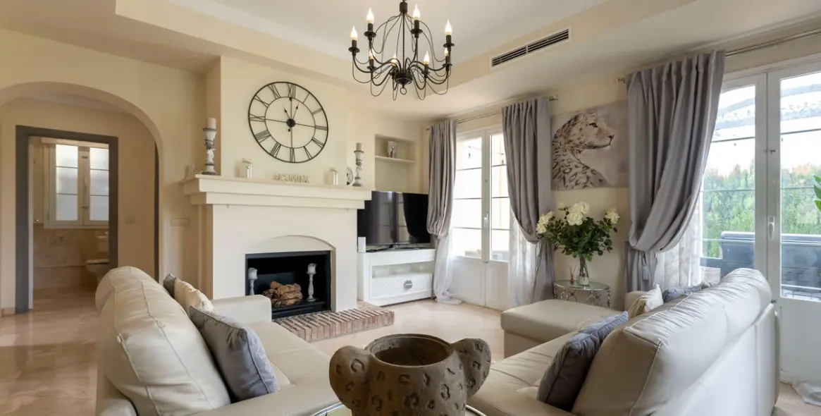 Продажа  отдельно стоящей виллы в Mijas 5