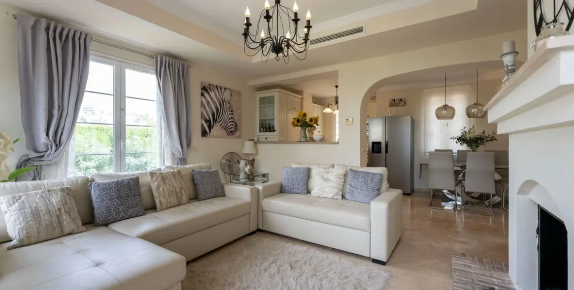 Продажа  отдельно стоящей виллы в Mijas 6