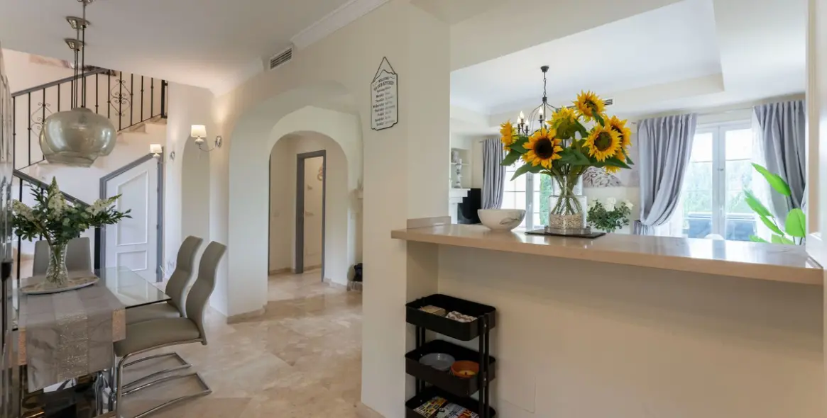 Продажа  отдельно стоящей виллы в Mijas 8