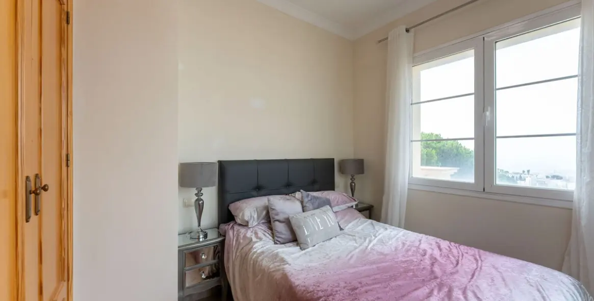 Sale of detached villa in Mijas 26