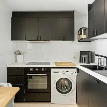 Sale of middle floor apartment in Elviria