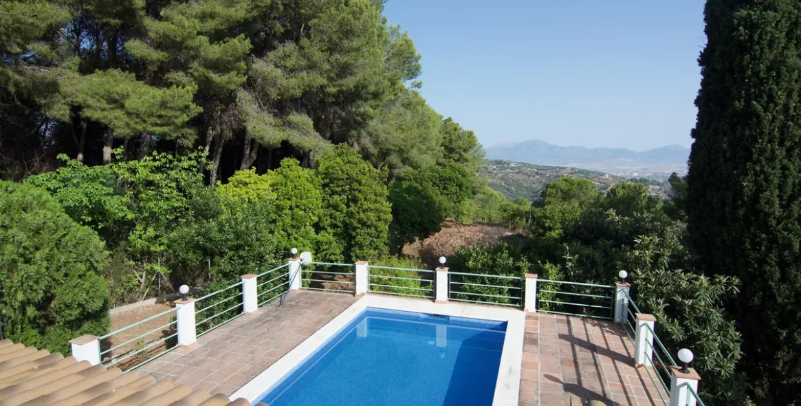 Sale of detached villa in Alhaurín el Grande 16
