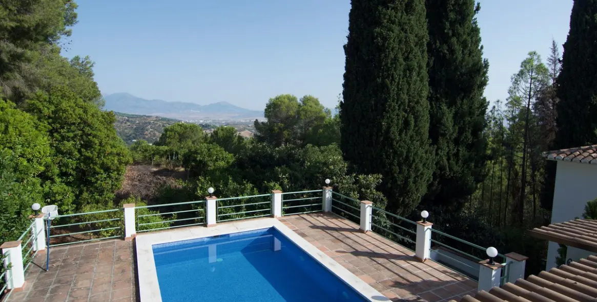 Sale of detached villa in Alhaurín el Grande 17