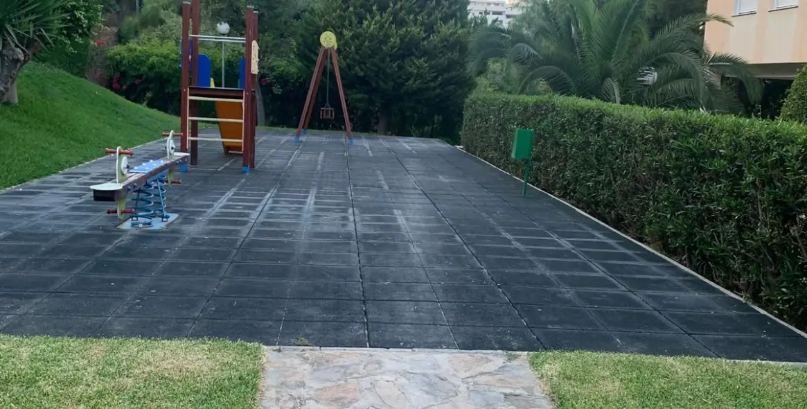 Sale of penthouse in Limonar 35