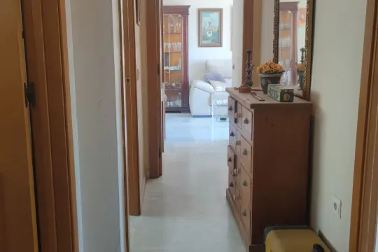 Image 4 thumb