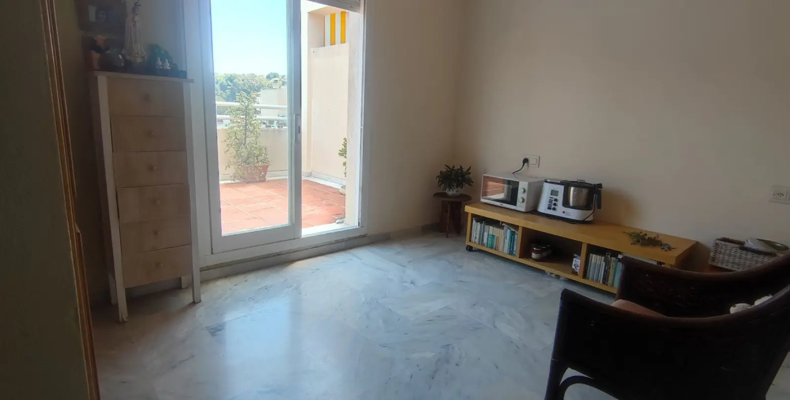 Sale of penthouse in Limonar 5
