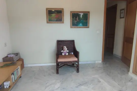 Image 6 thumb