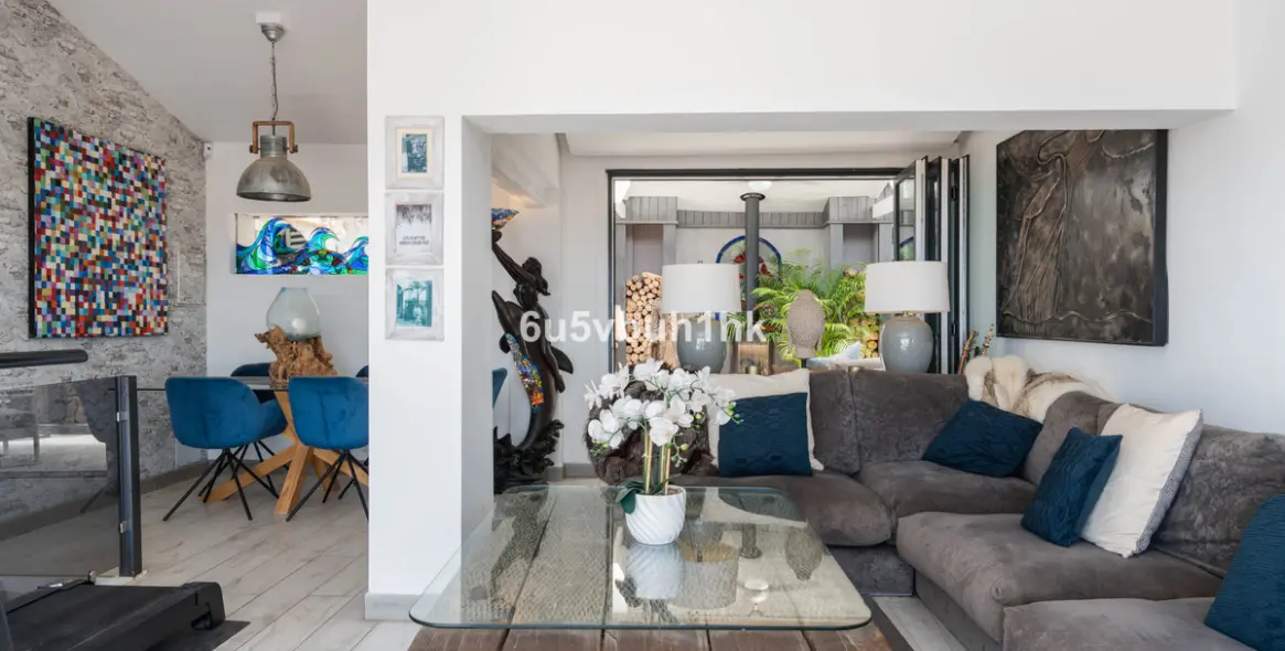 Sale of townhouse in Torreblanca 9