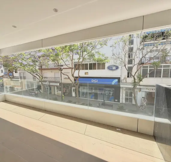 Venta de apartamento en planta media en Fuengirola