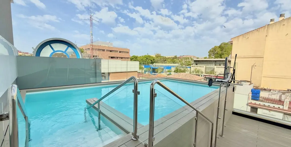 Venta de apartamento en planta media en Fuengirola 3