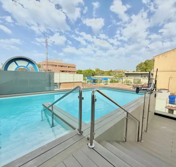 Venta de apartamento en planta media en Fuengirola