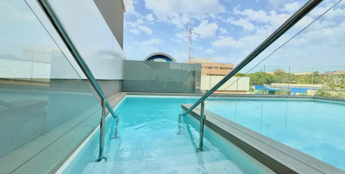 Venta de apartamento en planta media en Fuengirola 4