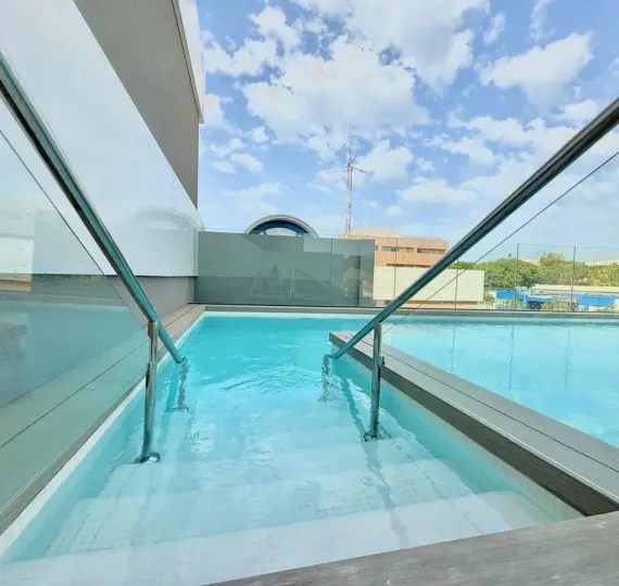 Venta de apartamento en planta media en Fuengirola