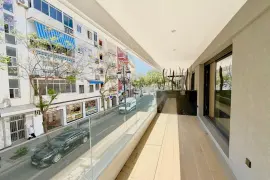 Image 6 thumb