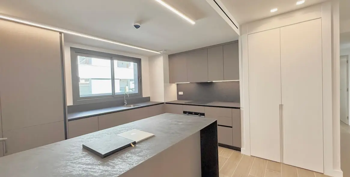 Venta de apartamento en planta media en Fuengirola 7