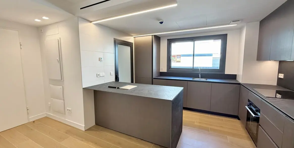 Venta de apartamento en planta media en Fuengirola 8
