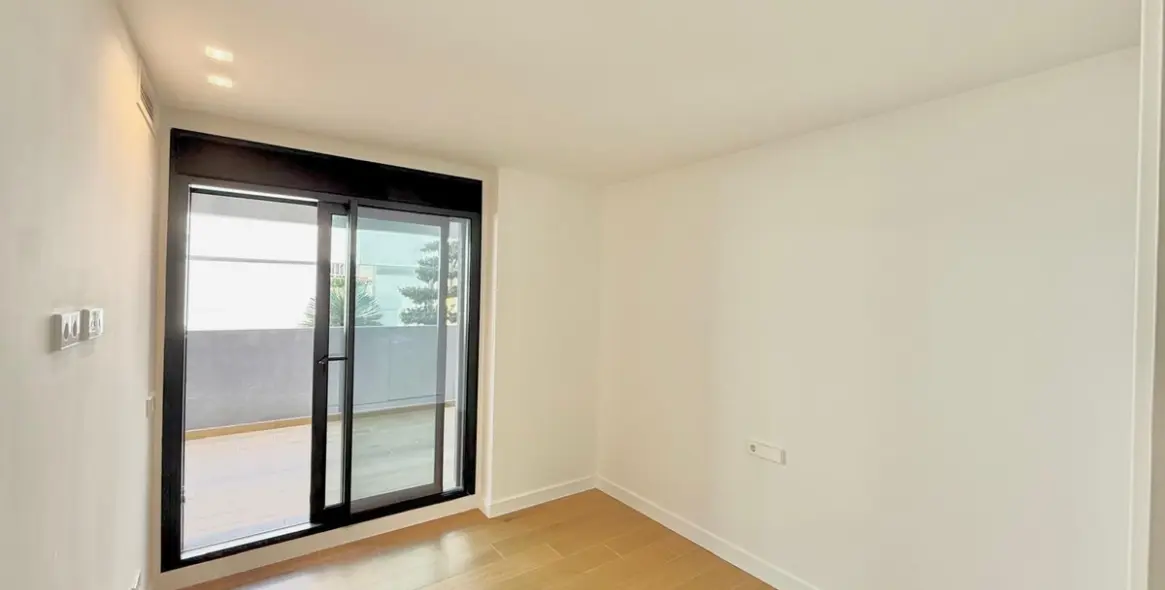 Venta de apartamento en planta media en Fuengirola 23