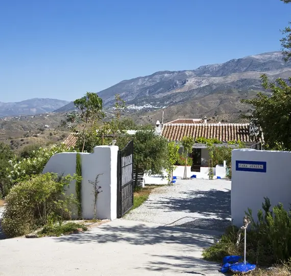 Sale of detached villa in Arenas