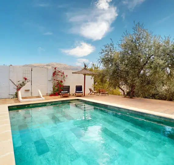 Sale of detached villa in Arenas