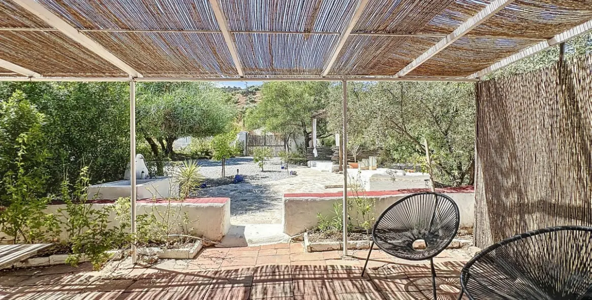 Sale of detached villa in Arenas 16